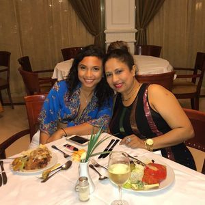 Meet your Posher, Crystal